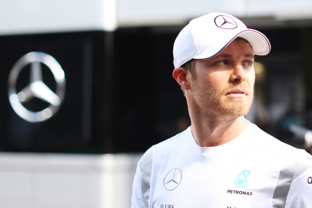 Teisėjai svarsto N. Rosbergo veiksmus trasoje