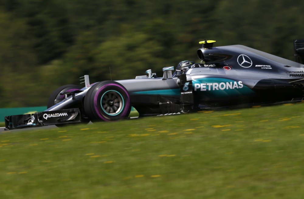 N. Rosbergas: gerbiu FIA sprendimą, bet nesutinku su juo