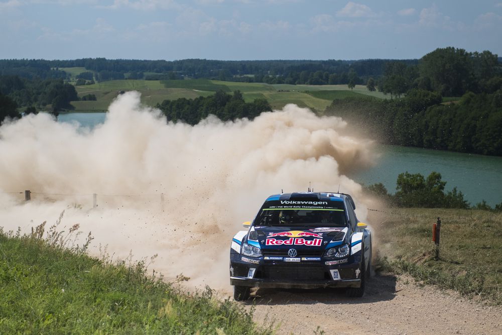 WRC. Lenkijoje pergalę išplėšė A. Mikkelsenas