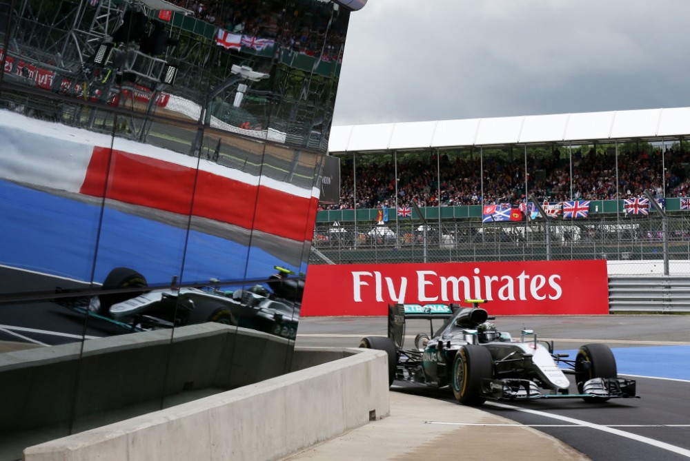 „Mercedes“ sutiko su N. Rosbergui skirta bauda