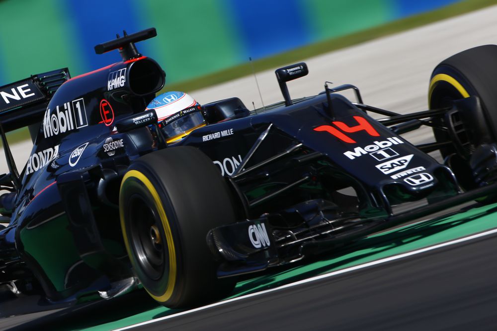 „McLaren-Honda“ liko patenkinta patobulintu varikliu