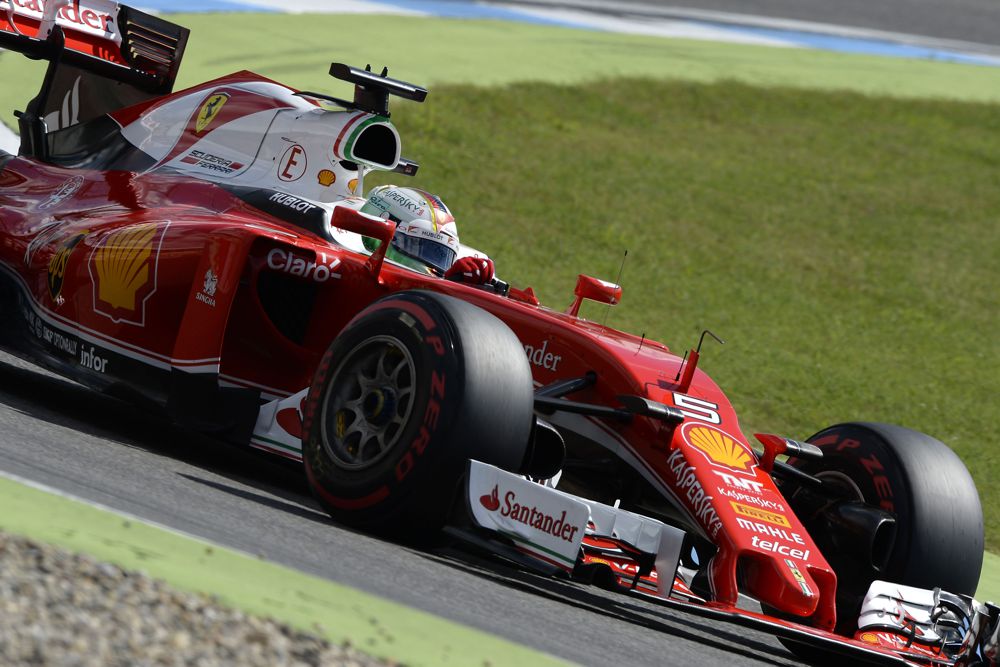 S. Vettelis: „Ferrari“ žino, ką turi padaryti