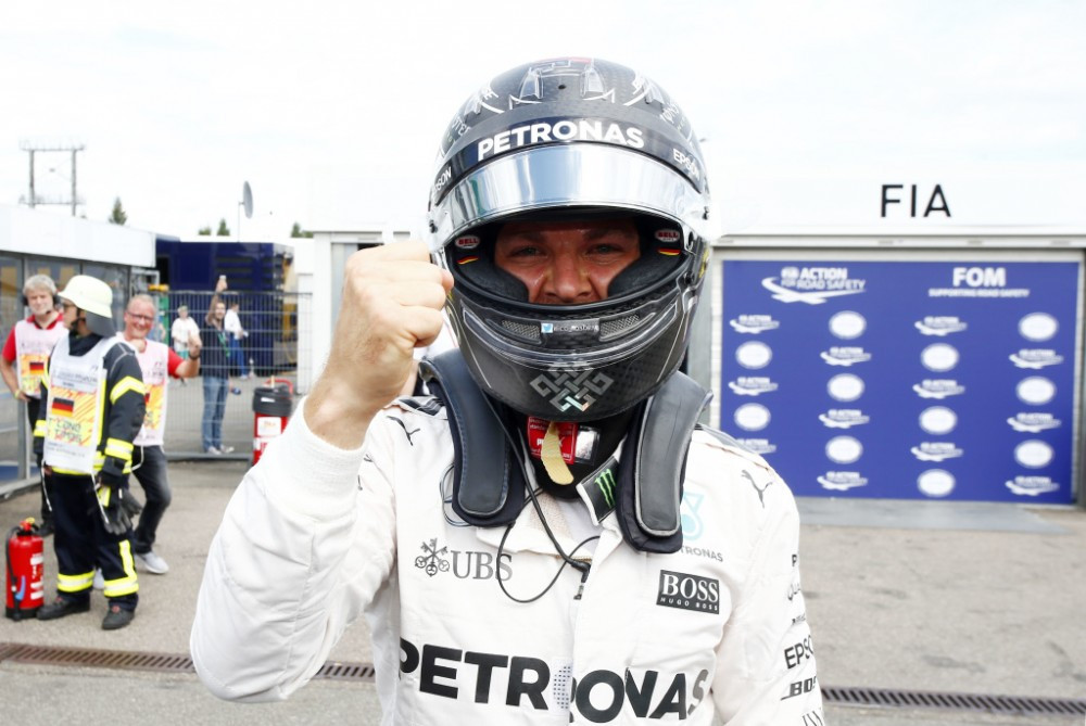 D. Ricciardo: kovoje dėl čempiono titulo laimės N. Rosbergas