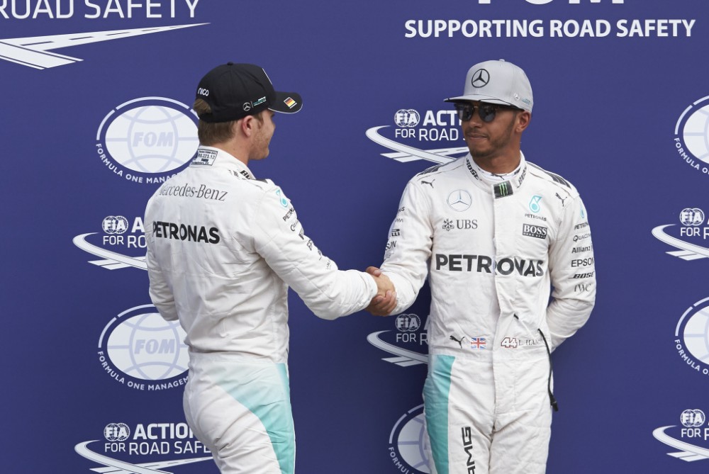 L. Hamiltonas nesutinka, kad turi vienodas sąlygas su N. Rosbergu