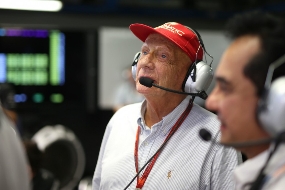 Pasaulis atsisveikina su legendiniu N. Lauda