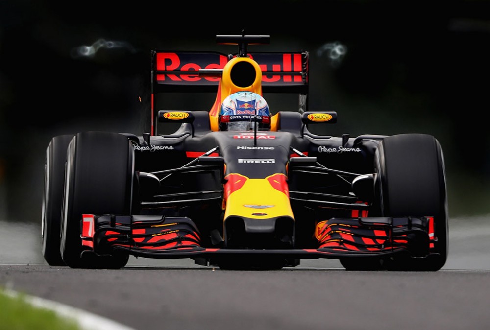 „Red Bull“ įvardijo D. Ricciardo greičio stokos Japonijoje priežastis