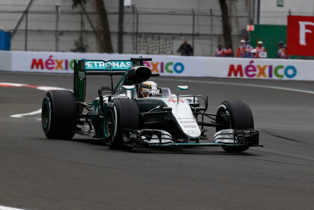Meksikoje vykusioje kvalifikacijoje „pole“ iškovojo L. Hamiltonas
