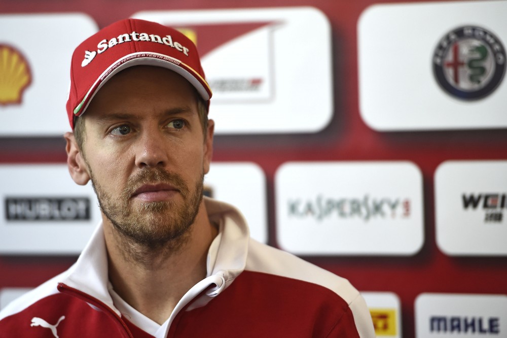 Oficialu: FIA nebaus S. Vettelio