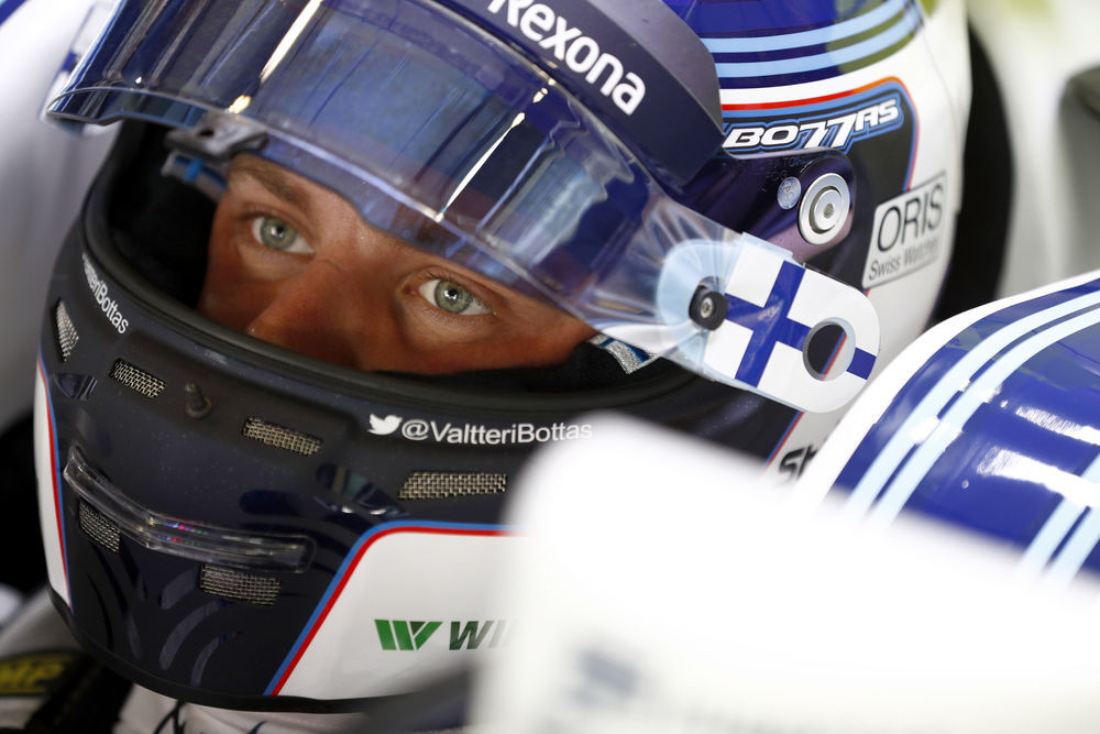 BBC: „Mercedes“ nori pasirašyti sutartį su V. Bottu