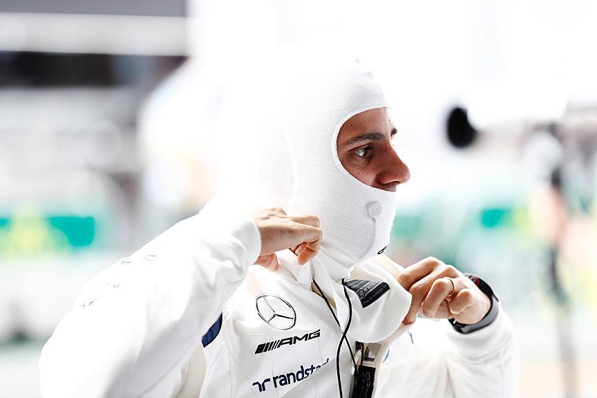 F. Massa negalvoja apie pasitraukimą iš F-1