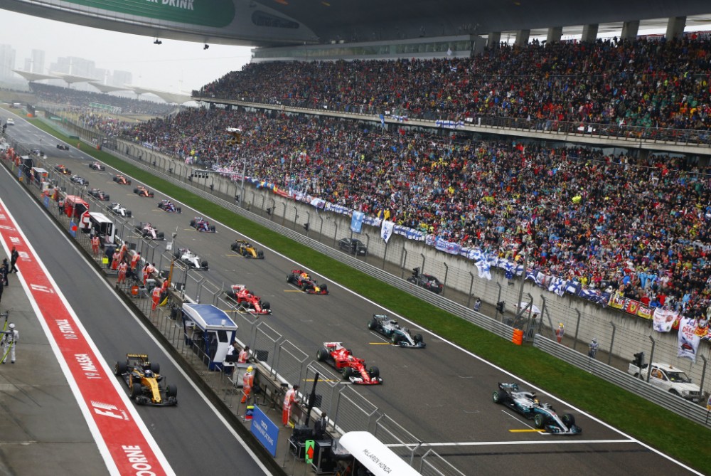 „Formulė-1“ norėtų įsteigti dar vieną lenktynių etapą Kinijoje