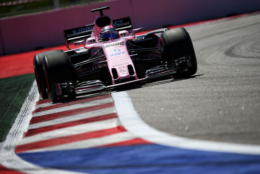 „Force India“ nenori, kad „Mercedes“ padėtų „Honda“
