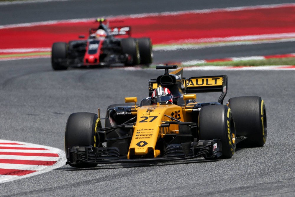 N. Hulkenbergas pripažino: „Renault“ atsilieka dviem žingsniais nuo kitų komandų