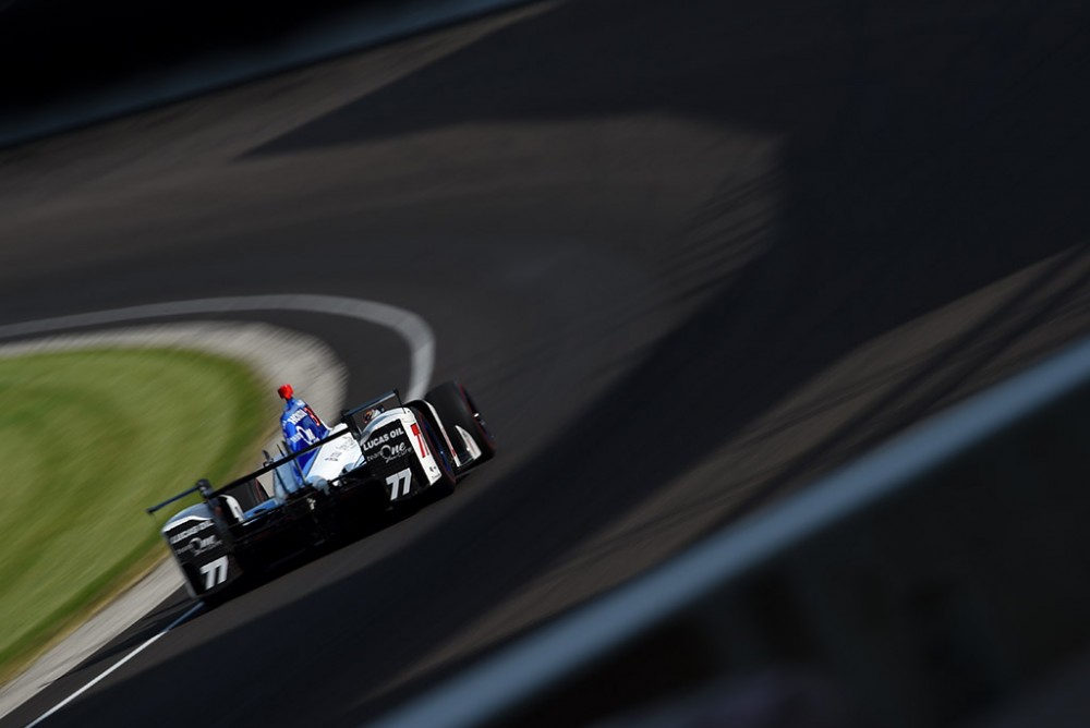 IndyCar. Ketvirtose treniruotėse greičiausias J. Howardas, F. Alonso vėl 4-as