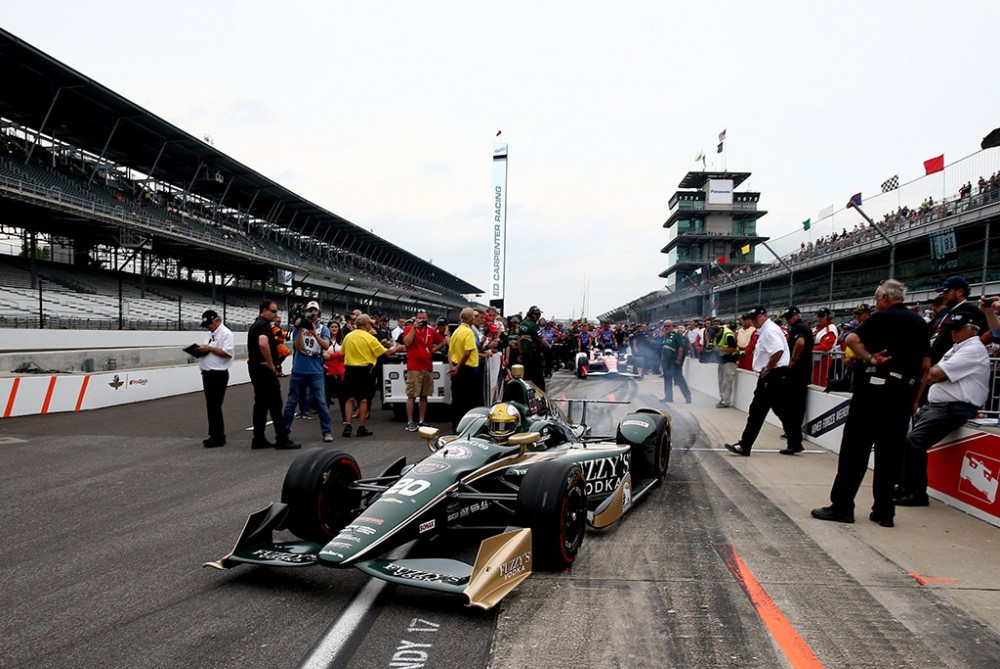 IndyCar. Pirmoje „Indianapolis 500“ kvalifikacijoje greičiausias E. Carpenteris
