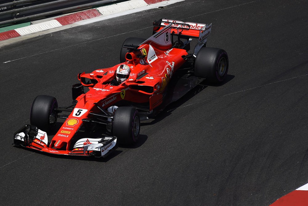 S. Vettelis: erzina, kai esi užstrigęs už L. Hamiltono