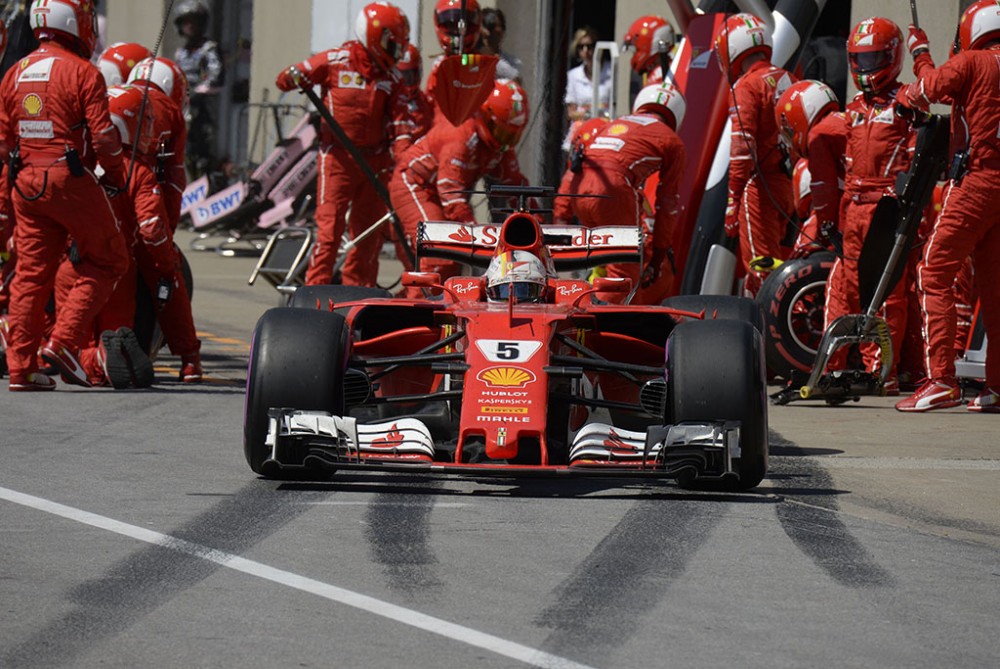 Varžovai įtaria „Ferrari“ pažeidus Techninį reglamentą