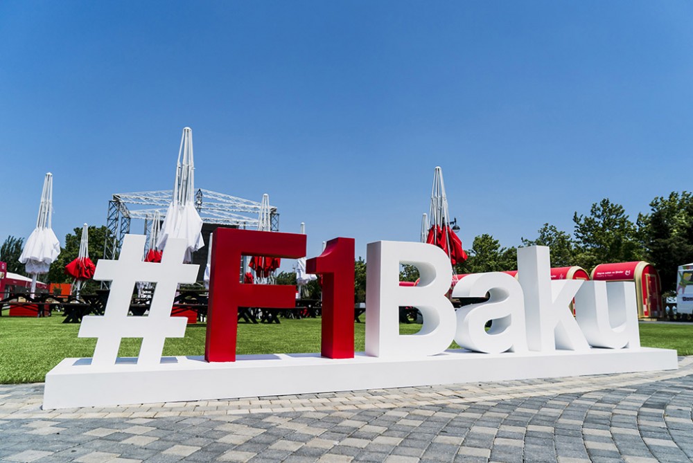 Oficialu: lenktynės Azerbaidžane atidėtos