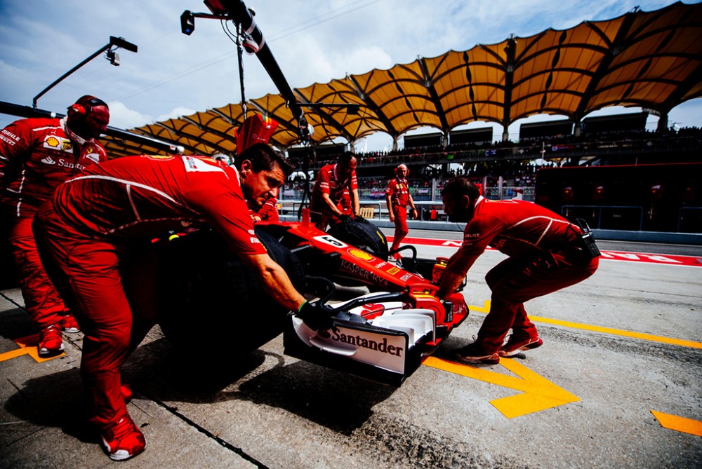 „Ferrari“ stengsis išvengti pavarų dėžės keitimo