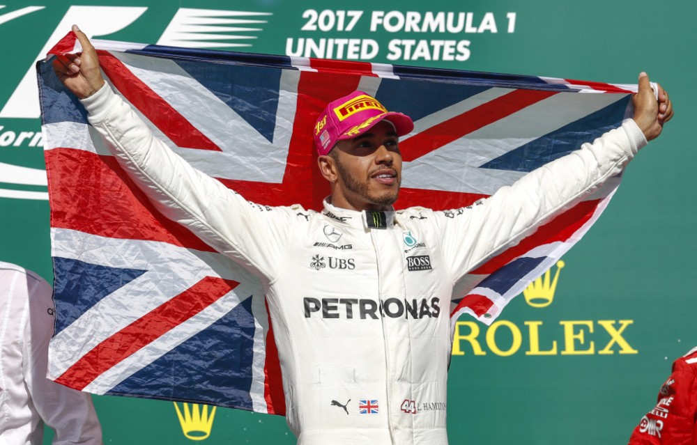 S. Perezas: L. Hamiltonas yra geriausias pilotas rikiuotėje