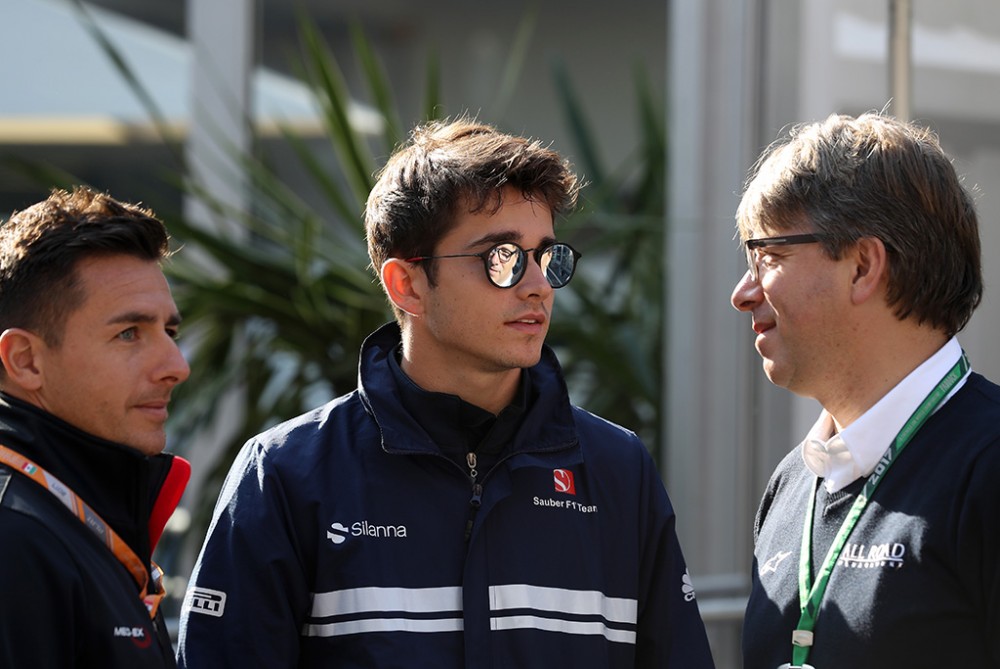 „Ferrari“ abu jaunuosius savo pilotus nori matyti „Sauber“ ekipoje