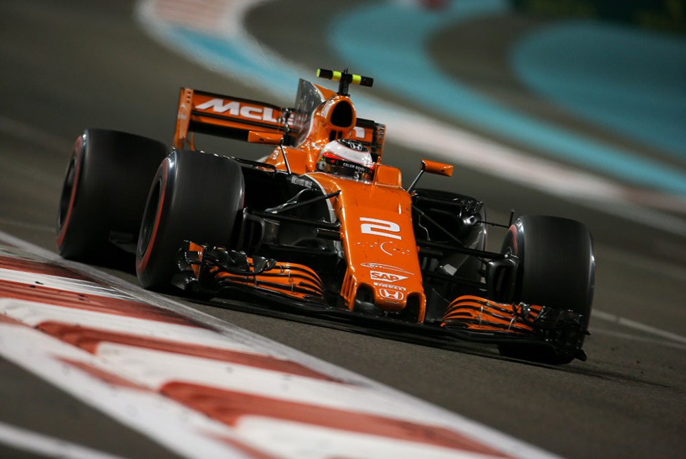 „McLaren“ vaizdo įraše – didelė užuomina dėl naujojo bolido