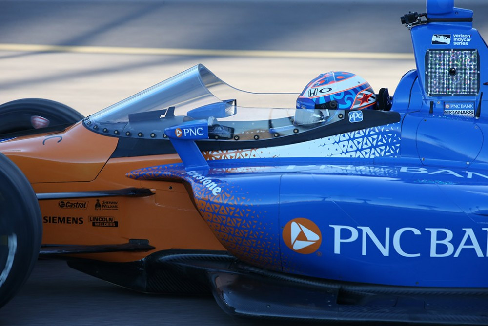 FIA domisi „IndyCar“ išbandyta „Halo“ alternatyva