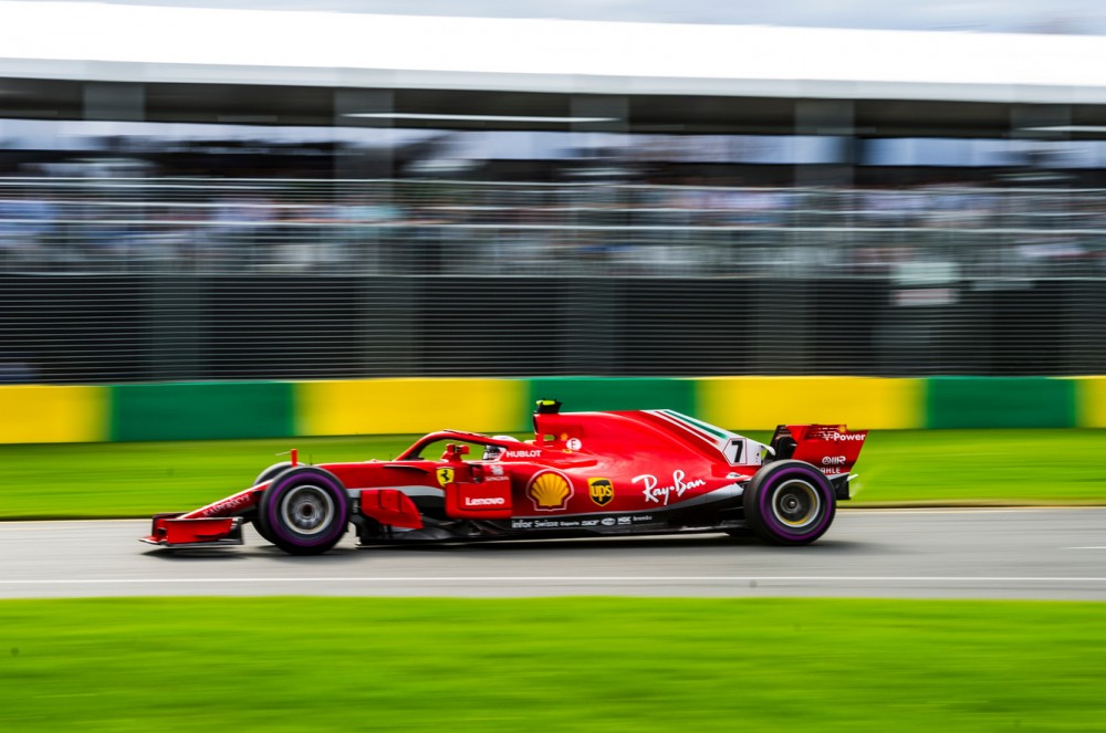 „Ferrari“ nubaudė 5000 eurų bauda
