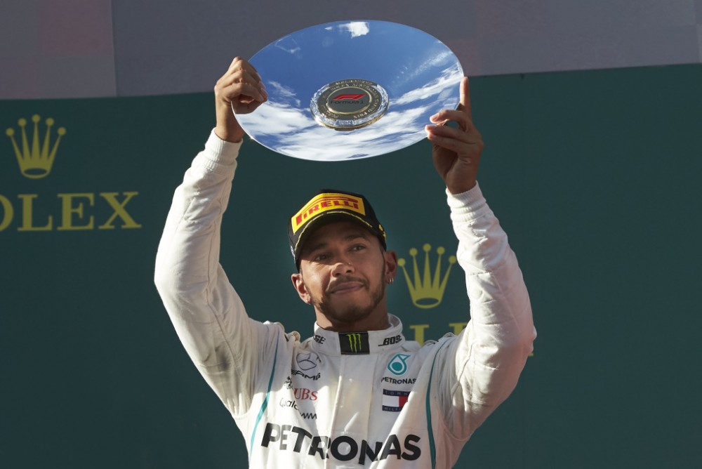 N. Lauda: L. Hamiltonas liks „Mercedes“ komandoje
