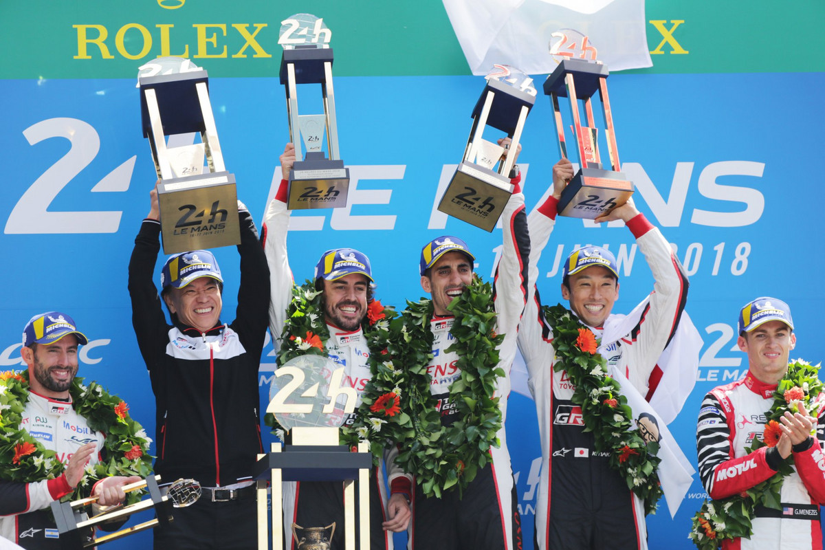 WEC. Le Mane triumfavo „Toyota“, F. Alonso nugalėjo debiutinėse lenktynėse