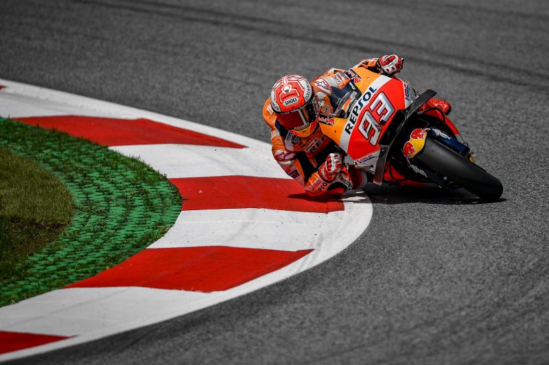 MotoGP. M. Marquezas Austrijoje iškovojo „pole“ 0,002 sek. persvara