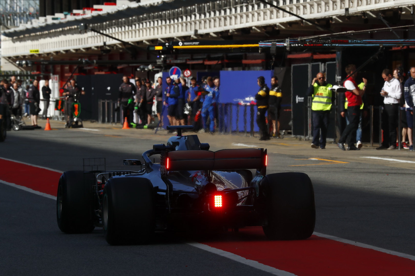 FIA patvirtino naujas F-1 taisykles ir  2019 m. tvarkaraštį