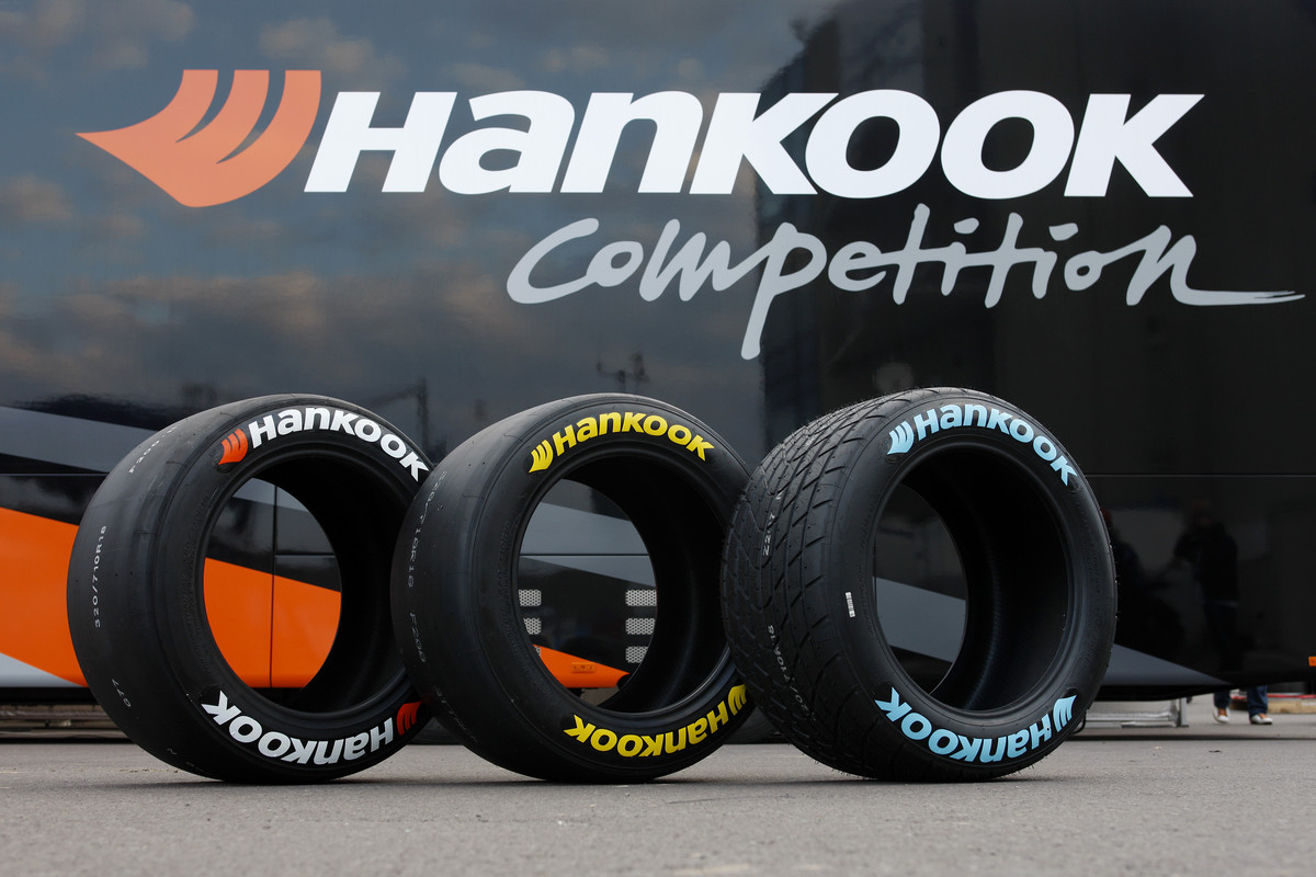 „Pirelli“ ir „Hankook“ varžosi dėl padangų tiekėjos kontrakto