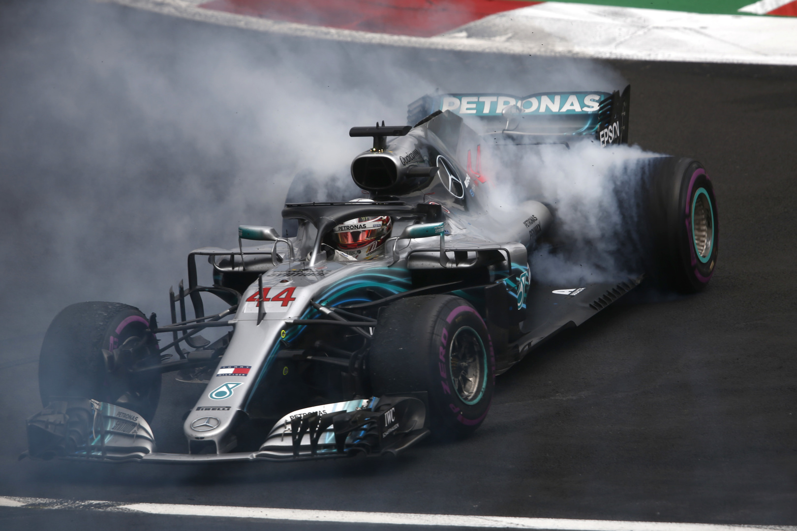 R. Brawnas: dabar Lewisą galima laikyti „Formulės-1“ legenda