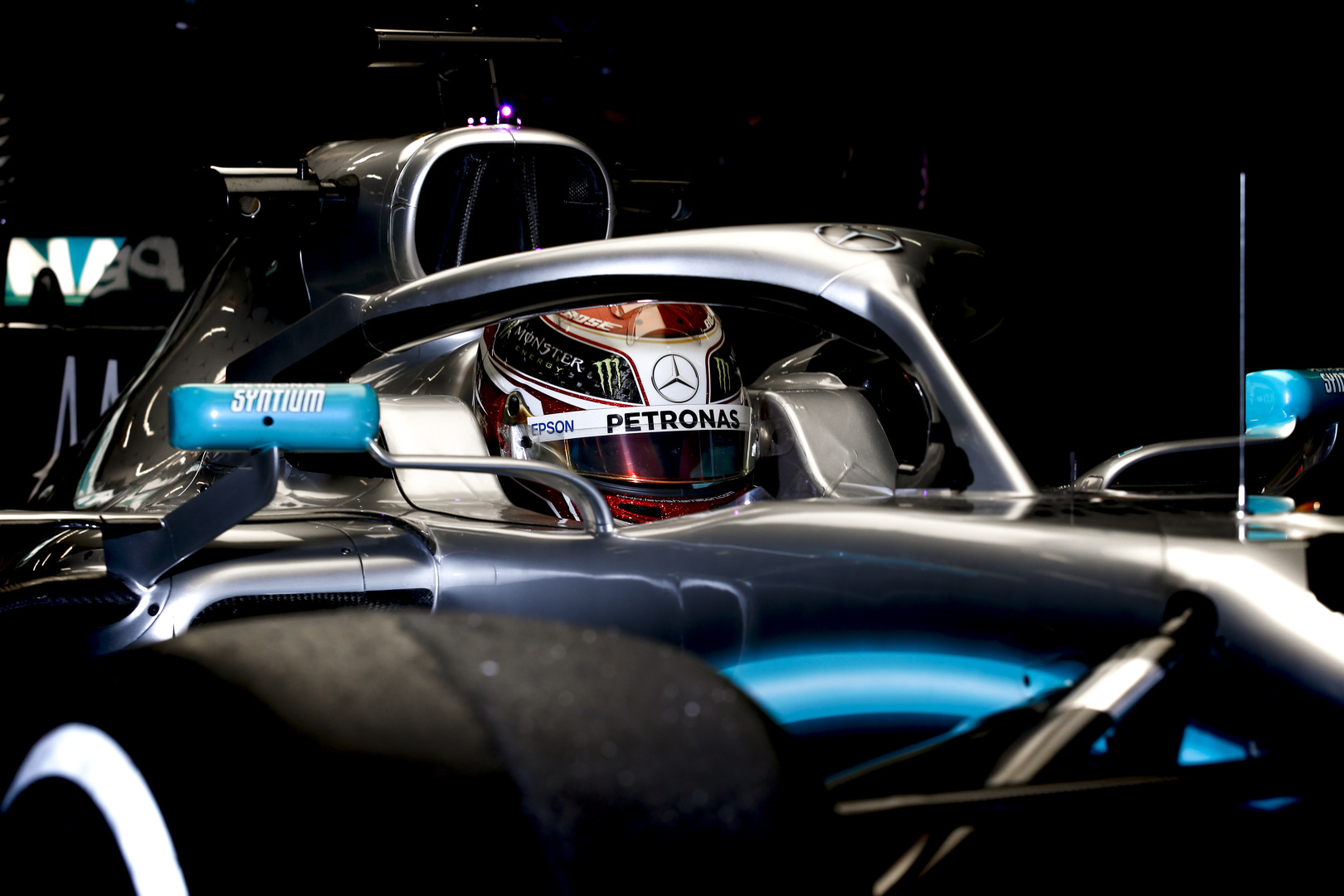 L. Hamiltonas: „Ferrari“ mus lenkia puse sekundės