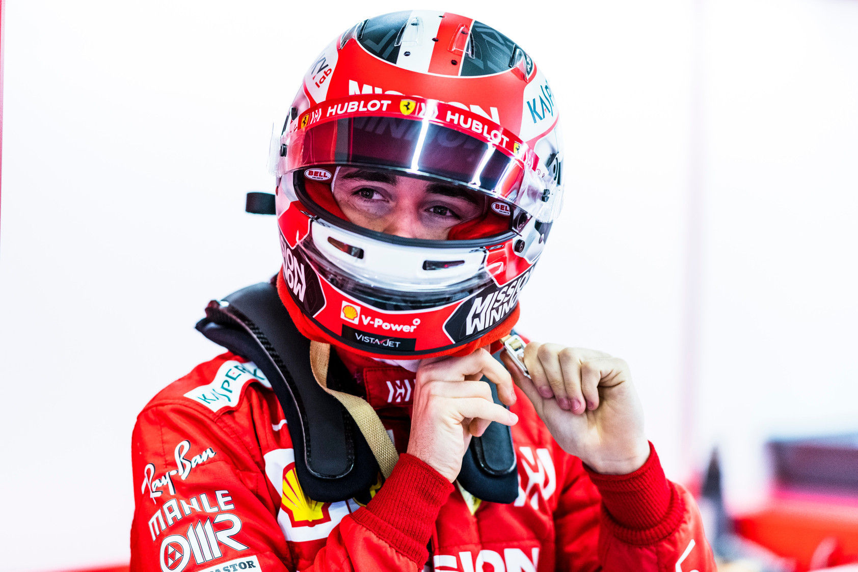 Ch. Leclercas: norėčiau pranokti S. Vettelį