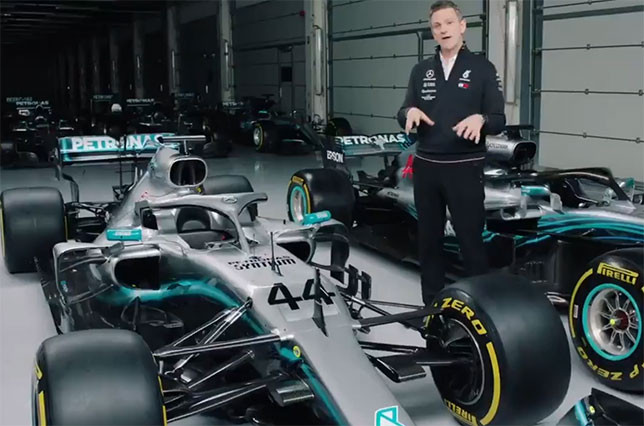 J. Allisonas sulygino „Mercedes“ W09 ir W10