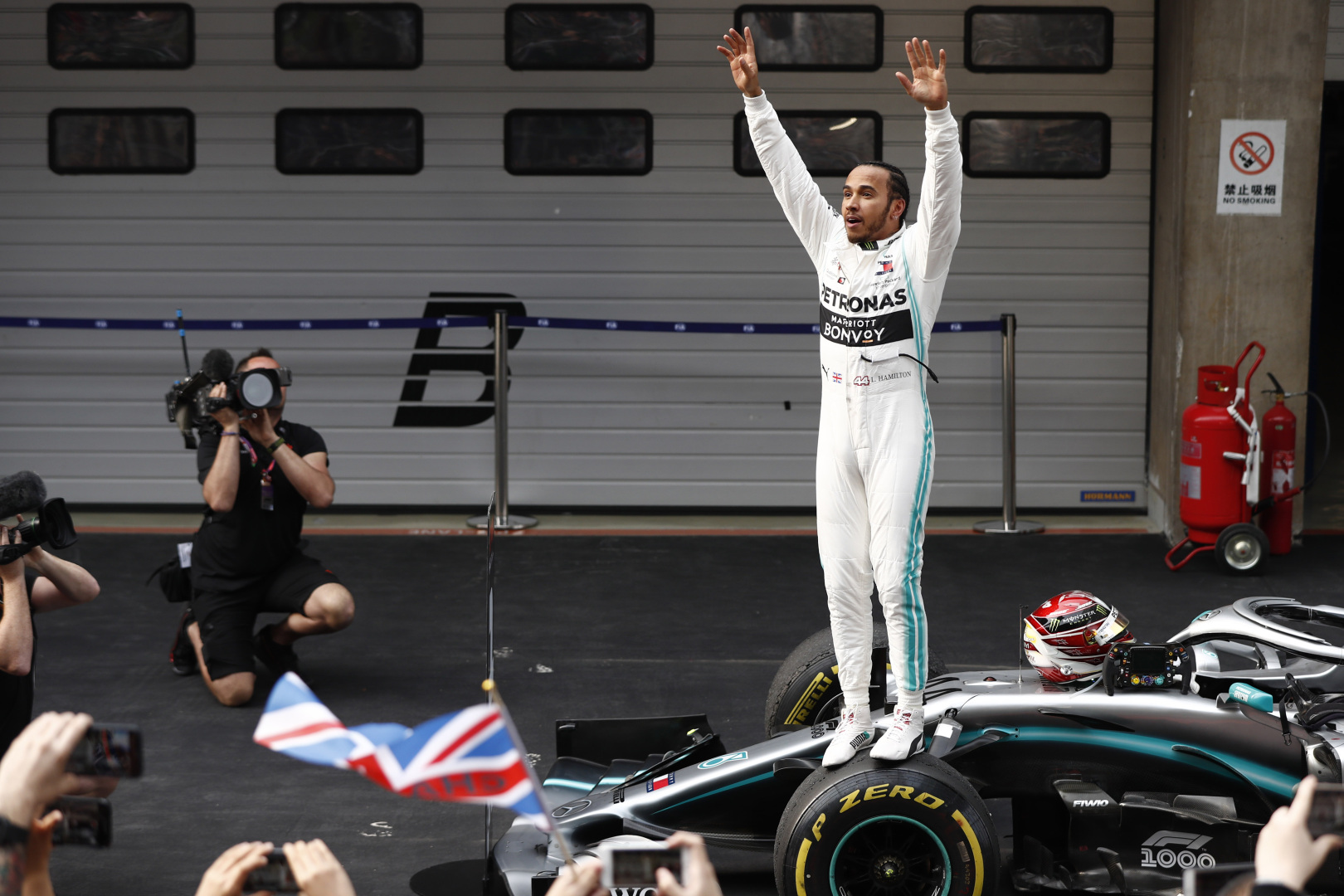 Kinijoje - L. Hamiltono triumfas ir „Mercedes“ dublis