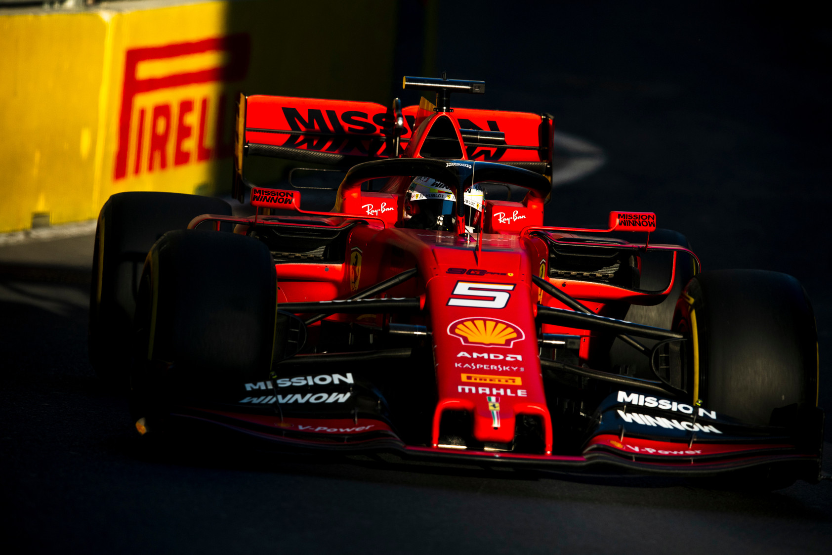 S. Vettelis: „Mercedes“ pilotai pasirodė greitesni