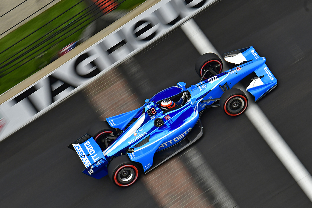 IndyCar. Indianapolio GP lenktynes iš „pole“ pozicijos pradės F. Rosenqvistas