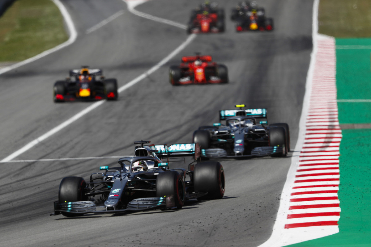 „Mercedes“ maloniai nustebino sunkiai sergantį vaiką