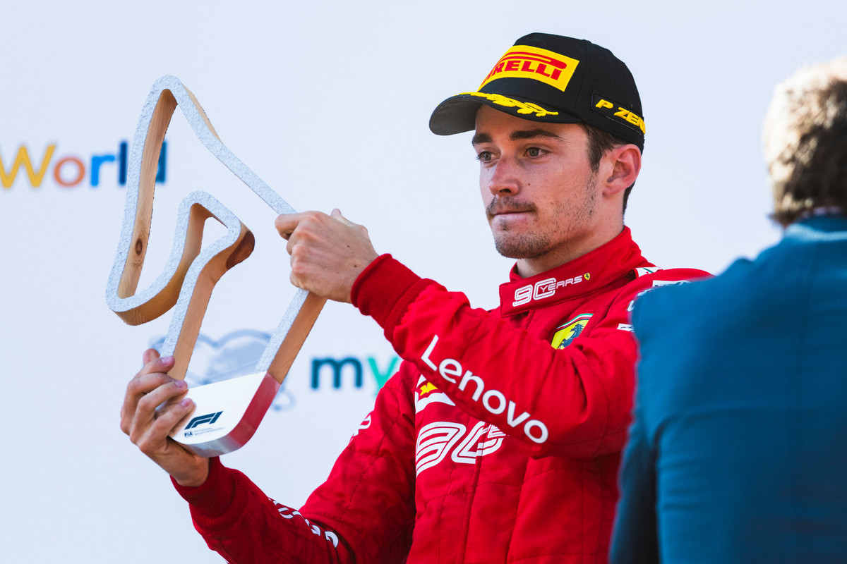 C. Leclercas norėtų su M. Verstappenu kovoti dėl F-1 čempiono titulo