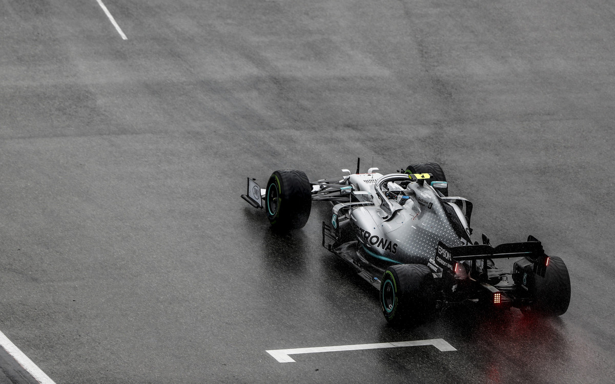 V. Bottas: komanda liepė atakuoti ir aš atakavau