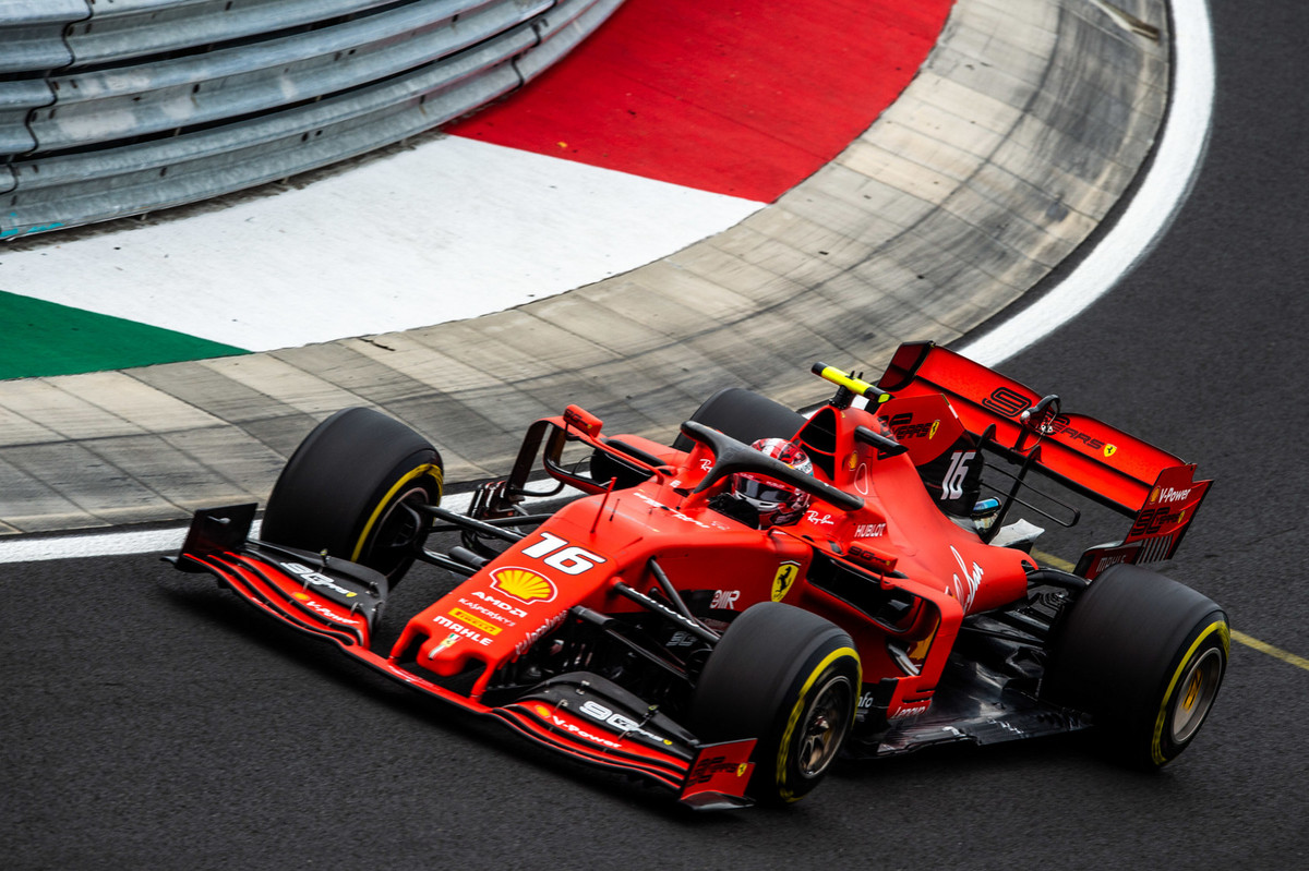 „Ferrari“ ir „Renault“ mašinos turi panašių trūkumų