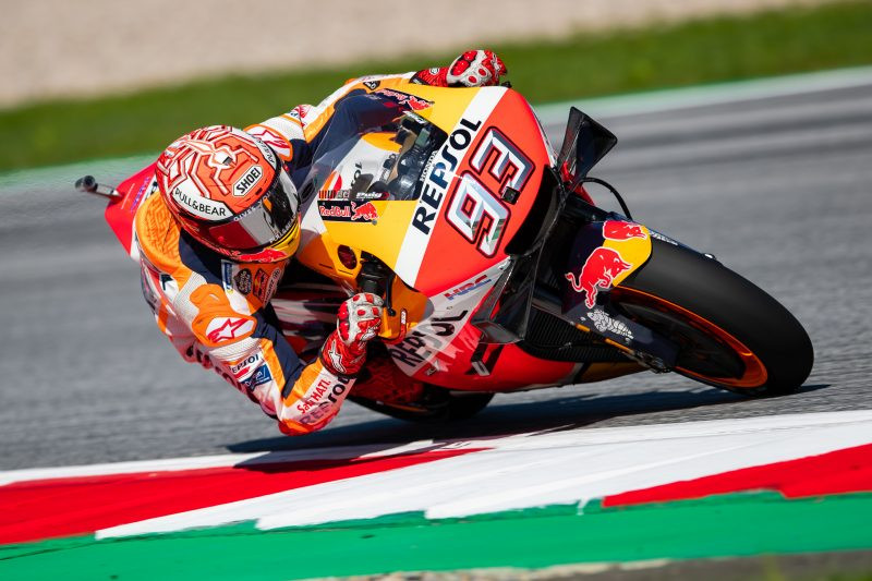 MotoGP. Austrijoje „pole“ iškovojo trasos rekordą pagerinęs M. Marquezas