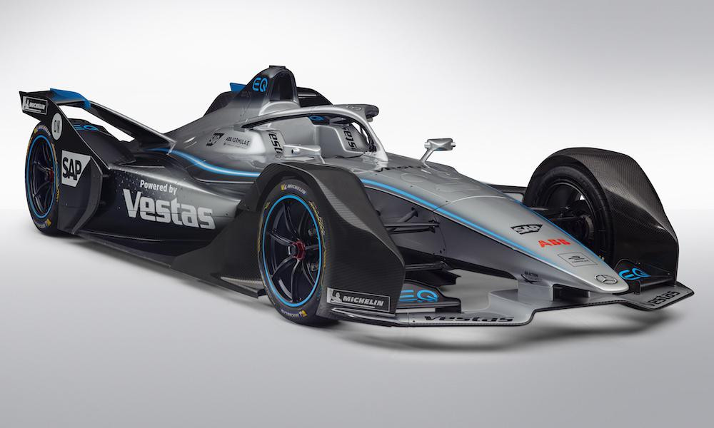 FE. „Mercedes“ oficialiai pristatė savo pirmąjį „Formulės-E“ bolidą