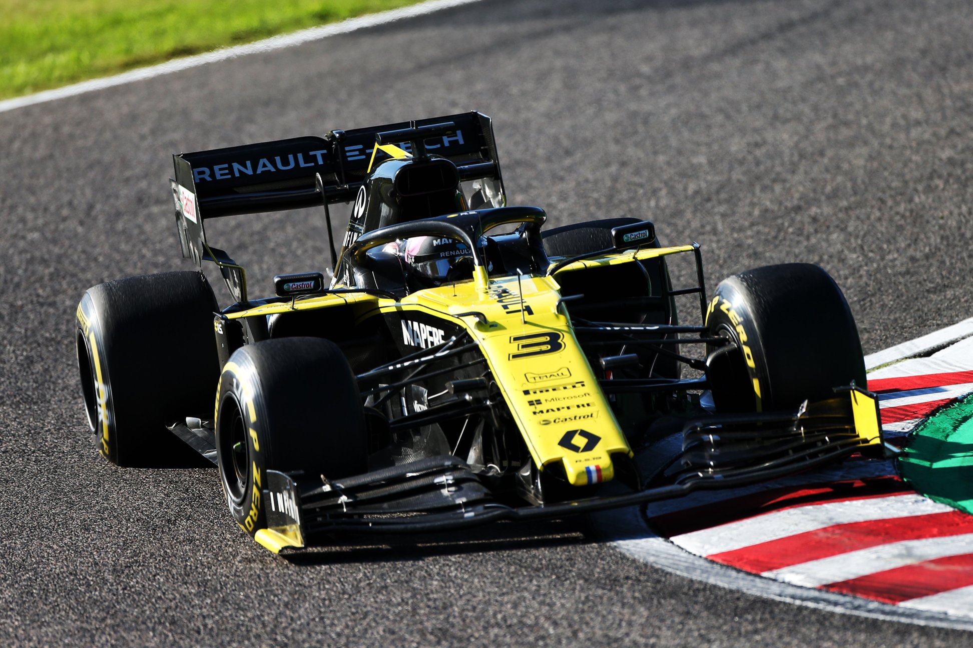 „Renault“ svarsto V. Botto ir S. Vettelio kandidatūras