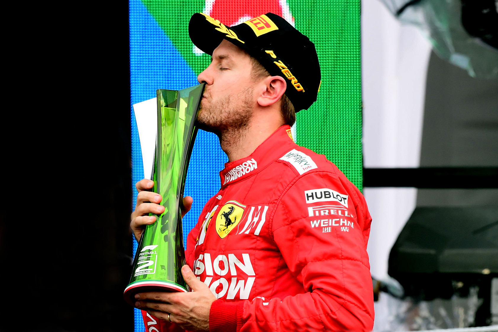 S. Vettelio nesužavėjo nevykę apdovanojimai ir „asmenukių vyrukas“