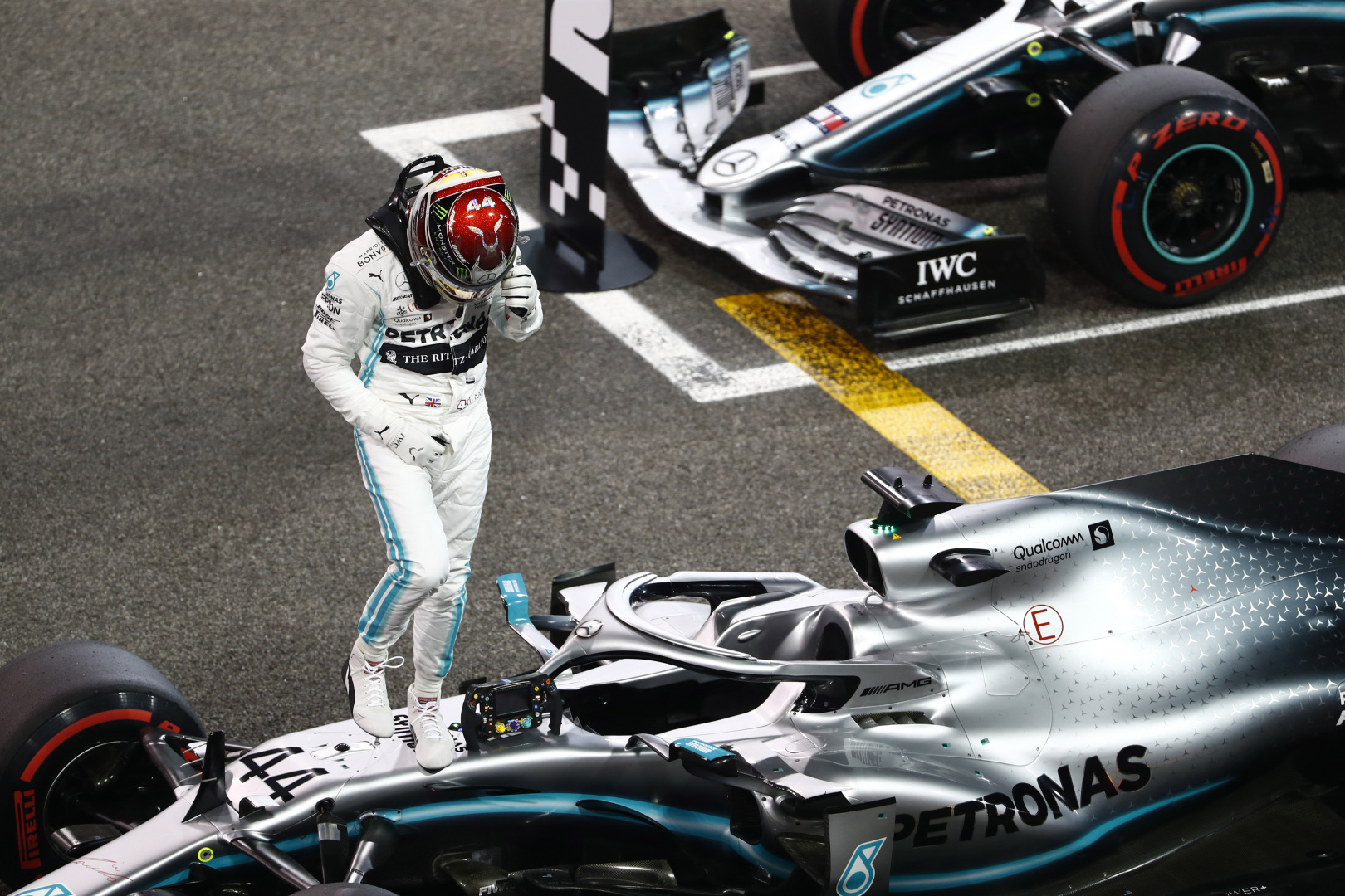 D. Coulthardas netiki, jog L. Hamiltonas pereis į „Ferrari“