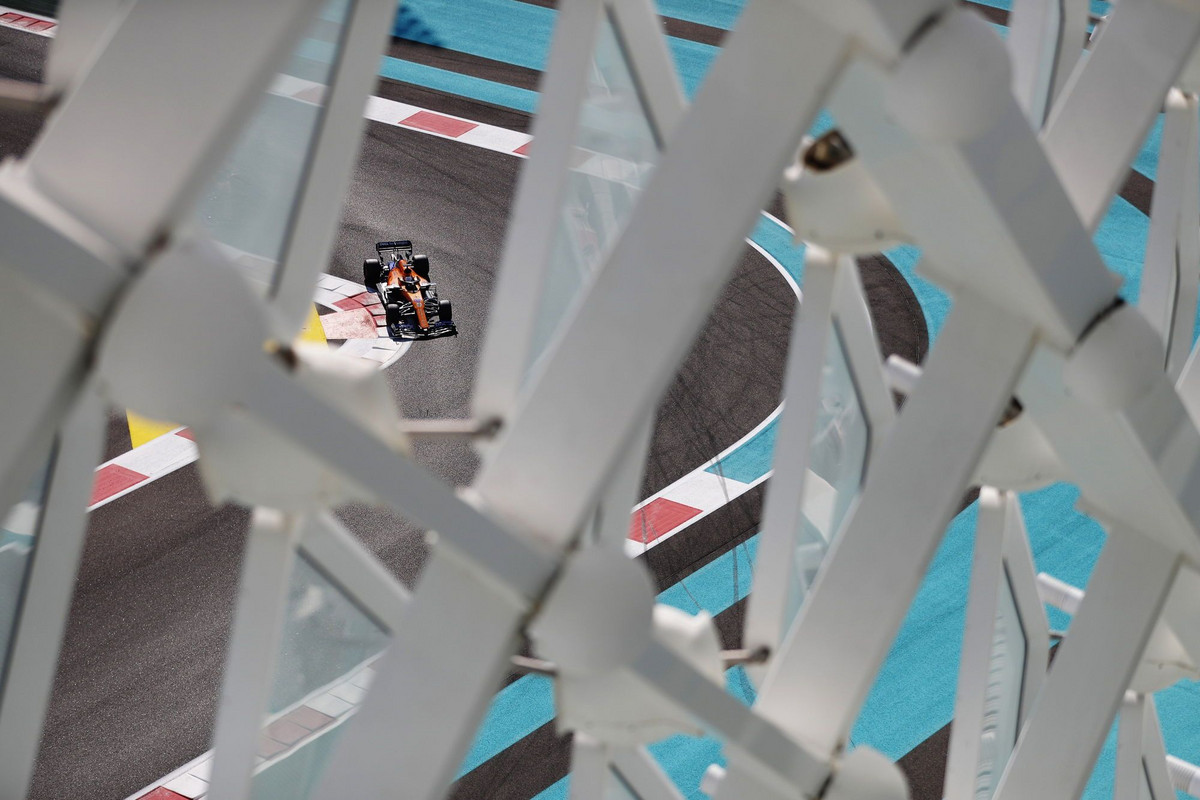 Antradienį Abu Dabyje prasidės „Pirelli“ padangų bandymai